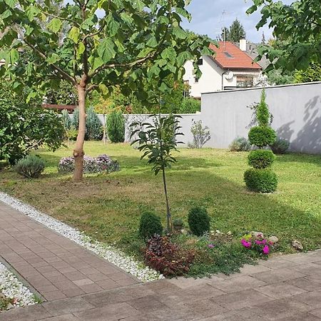 Diamond Palace Varaždin Extérieur photo